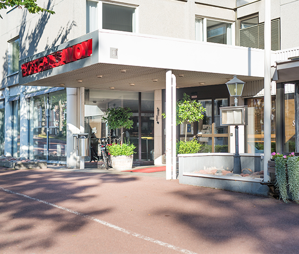 Fasad av Hotell Savoy på Åland